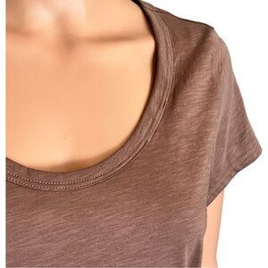 NWT Rachel Roy Scoop tee M